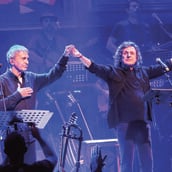 VOX: Τρεις ξεχωριστές μουσικές συμπράξεις που ενώνουν διαφορετικές γενιές. 