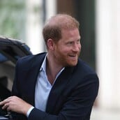 Πρίγκιπας Χάρι: «Ζητώ συγγνώμη από τον Καναδά που φόρεσα το καπέλο των L.A. Dodgers»