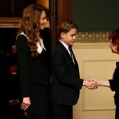 Σπάνια δημόσια εμφάνιση για τον πρίγκιπα Τζορτζ με τη μητέρα του, Κέιτ Μίντλετον