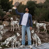 Ο Νόβακ Τζόκοβιτς και τα σκυλιά της Δαλματίας στην Ακρόπολη - Η ανάρτηση του τενίστα για τους 101 τίτλους του