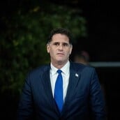 Ισραήλ: Παραιτήθηκε ο υπουργός Στρατηγικών Υποθέσεων, Ρον Ντέρμερ	