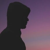 Τρεις εύκολοι τρόποι για να ξεπεράσετε τη χειμωνιάτικη μελαγχολία, σύμφωνα με το BBC