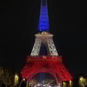 10 χρόνια μετά το Μπατακλάν: Η Γαλλία δεν ξεχνά τα θύματα της τρομοκρατικής επίθεσης