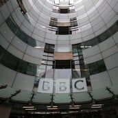 Το BBC απέναντι στον πιο ισχυρό άνδρα του κόσμου - Τι θα συμβεί στη συνέχεια;