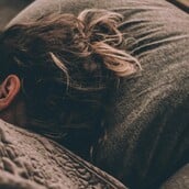 «Σταματήστε να παίρνετε μελατονίνη για τον ύπνο», προειδοποιούν οι ειδικοί