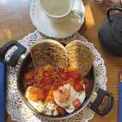 Sebil Coffee & Cocktails: Ένα elegant στέκι που μυρίζει παλιά Θεσσαλονίκη