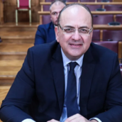 ΟΠΕΚΕΠΕ: Ο Μακάριος Λαζαρίδης καταθέτει μήνυση κατά της επικεφαλής του Γραφείου Τύπου του ΠΑΣΟΚ