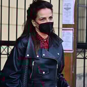 Δήμητρα Ματσούκα: Έφτασε με χειροπέδες στην Ευελπίδων στο πλαίσιο του αυτοφώρου