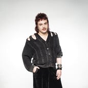 ΕΠΕΞ Κωνσταντίνε, τι φοράς σήμερα και πόσο κοστίζει;