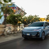 To νέο Leapmotor B10 είναι πλέον εδώ