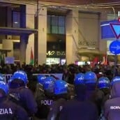 ΜΠΟΛΟΝΙΑ ΕΠΕΙΣΟΔΙΑ ΜΑΚΑΜΠΙ ΤΕΛ ΑΒΙΒ