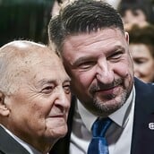 ΧΑΡΔΑΛΙΑΣ ΠΕΘΑΝΕ ΠΑΤΕΡΑΣ