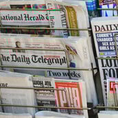 Μεγάλη κίνηση στον βρετανικό Τύπο - Η Daily Mail εξαγοράζει την Telegraph