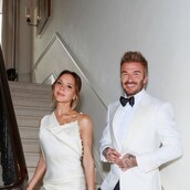 «Πες την αλήθεια» - Το πείραγμα του Ντέιβιντ Μπέκαμ στη Βικτώρια για τον στολισμό του χριστουγεννιάτικου δέντρου