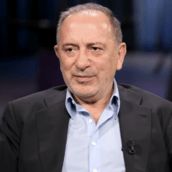 Τετραετής ποινή σε γνωστό Τούρκο δημοσιογράφο για φερόμενη «απειλή» κατά του Ερντογάν