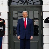 Ντόναλντ Τραμπ Τζόρτζια Πιτ Σκανδαλάκης 