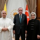 ΠΑΠΑΣ ΛΕΩΝ ΕΡΝΤΟΓΑΝ ΕΜΙΝΕ