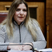 «Η βρωμιά σας ξεχειλίζει»: Ένταση μεταξύ Συρεγγέλας - Κωνσταντοπούλου στην εξεταστική επιτροπή για τον ΟΠΕΚΕΠΕ