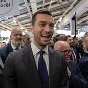 Γαλλία: Σαφές προβάδισμα για την ακροδεξιά και τον Ζορντάν Μπαρντελά