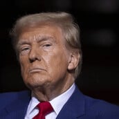 ΝΤΟΝΑΛΝΤ ΤΡΑΜΠ ΝΙΚΟΛΑ ΜΑΔΟΥΡΟ