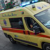 Λούτσα: Αυτοκίνητο έπεσε επάνω σε πεζούς - Ένας νεκρός και δύο τραυματίες 