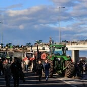 ΑΓΡΟΤΕΣ ΜΠΛΟΚΑ