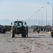 ΜΠΛΟΚΟ ΑΓΡΟΤΕΣ ΔΙΟΔΙΑ ΑΘΗΝΑ ΜΑΛΓΑΡΑ