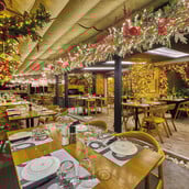 Το Βραστό: Γεύσεις και χριστουγεννιάτικη ζεστασιά σε ένα μαγαζί-θρύλο.