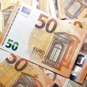 Δώρο Χριστουγέννων: Γιατί φέτος θα δοθεί νωρίτερα και πώς υπολογίζεται