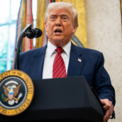 Τραμπ: «Πολύ σύντομα» χερσαία πλήγματα κατά καρτέλ ναρκωτικών στη Βενεζουέλα