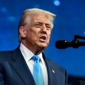 Ο γιατρός του Λευκού Οίκου έδωσε στη δημοσιότητα τις ιατρικές εξετάσεις του Τραμπ