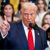 Ο Τραμπ αποκάλεσε «σκουπίδια» τους μετανάστες από τη Σομαλία και είπε πως «δεν τους θέλει στη χώρα του»