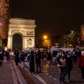 Γαλλία: Η κυβέρνηση αυξάνει την ασφάλεια σε χριστουγεννιάτικες εκδηλώσεις λόγω «πολύ υψηλού» κινδύνου τρομοκρατίας