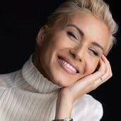 Άννα Κανδαράκη: «Να αξίζω άραγε τόση αγάπη;» — Το μήνυμά της μετά τη μάχη με τον καρκίνο