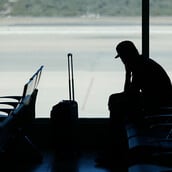 SOCIAL MEDIA ΕΛΕΓΧΟΣ ΗΠΑ ΑΕΡΟΔΡΟΜΙΟ