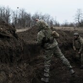 Ουκρανία: Καμία κατάπαυση πυρός χωρίς πλήρη ρωσικό έλεγχο του Ντονμπάς, λέει το Κρεμλίνο