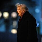 ΝΤΟΝΑΛΝΤ ΤΡΑΜΠ ΑΓΩΓΗ ΛΕΥΚΟΣ ΟΙΚΟΣ