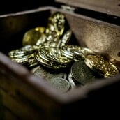 Σκάνδαλο ΟΠΕΚΕΠΕ: Στους 16 οι συλληφθέντες – Βρέθηκαν χιλιάδες ευρώ και χρυσές λίρες