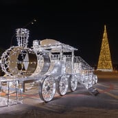 Χριστουγεννιάτικη λάμψη στο The Ellinikon Experience Park