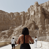 Μέσα από τους ελαιώνες. Ένα πολυποστ του Στάθη Τσαγκαρουσιάνου