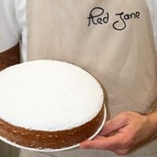 Η αφράτη βασιλόπιτα του Red Jane έχει το πιο περίτεχνο φλουρί 