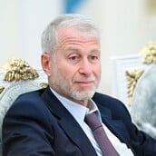 Ρόμαν Αμπράμοβιτς: 2,5 δισ. λίρες από την πώληση της Chelsea θα μεταφερθούν σε ταμείο για την Ουκρανία