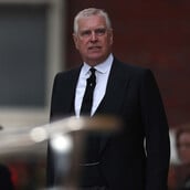 Πρίγκιπας Άντριου: Μένει εκτός βασιλικής οικογένειας για πρώτη φορά μετά την αφαίρεση των τίτλων του