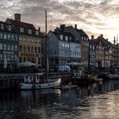 ΔΑΝΙΑ ΝΟΜΟΣ ΜΕΤΑΝΑΣΤΕΣ