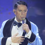 Γιώργος Μαζωνάκης: «Παίρνει δύναμη για να συνεχίσει» - Η πρώτη αντίδραση της οικογένειάς του μετά τη μήνυση