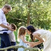 ΠΡΙΓΚΙΠΑΣ ΧΑΡΙ ΜΕΓΚΑΝ ΜΑΡΚΛ ΦΩΤΟΓΡΑΦΙΑ ΓΙΟΡΤΕΣ