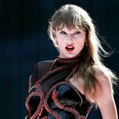 TAYLOR SWIFT ΧΩΡΙΣΜΟΣ ΤΡΑΒΙΣ ΚΕΛΣΙ