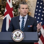 Οι ΗΠΑ επιτέθηκαν σε «υποδομές» και «μαχητές» του ISIS στη Συρία