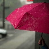 Καιρός: Πτώση θερμοκρασίας και καταιγίδες σήμερα, Σάββατο