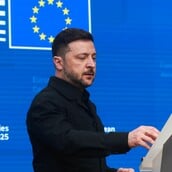 Ζελένσκι: Μόνο οι ΗΠΑ μπορούν να πιέσουν τη Ρωσία να βάλει τέλος στον πόλεμο